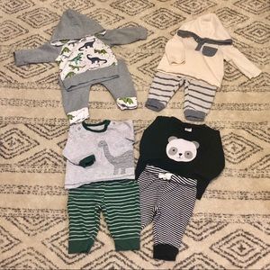 🦕 Group of Four Two-Piece Outfits 🦕